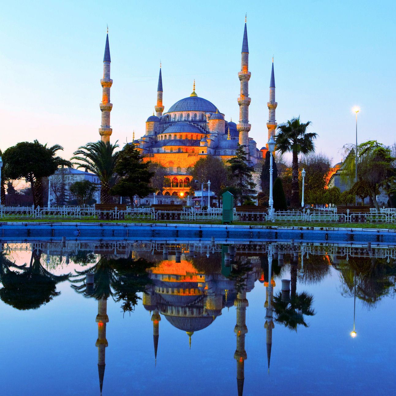 Blue_Mosque_Istanbul_Turkey